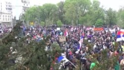 Demonstranti o razlozima učešća na protestu "1 od 5 miliona" Demonstranti o razlozima učešća na protestu "1 od 5 miliona"