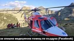 Акция в Рила през лятото на 2024 г. Тя е осъществена с медицински хеликоптер, защото мястото позволява кацане.