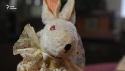 Механіка замість електроніки: як молодь реагує на радянські артефакти – відео Механіка замість електроніки: як молодь реагує на радянські артефакти – відео