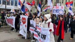 Poruke studenata na protestu u Nišu Poruke studenata na protestu u Nišu