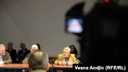 'Kada sam izlazio sa mitinga, u salonu u Skupštini, gdje se inače okupljamo, bio je Bora Jović (na fotografiji iz 2012.), takozvana "prznica", koji mi je rekao da nisam obećao okupljenima na mitingu ono što su tražili - da ćemo hapsiti.'