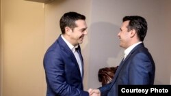 Velika očekivanja: Aleksis Cipras i Zoran Zaev prilikom susreta u Davosu, januar 2018.