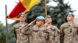 Militari moldoveni din contingentul KFOR22 întorși acasă după șase luni de misiune în Kosovo, Chișinău, 29 iulie 2025. Proiectul Strategiei Militare a R. Moldova presupune inclusiv o participare mai largă a militarilor moldoveni în misiuni internaționale de menținere a păcii.