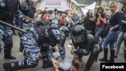 Фото Евгения Фельдмана