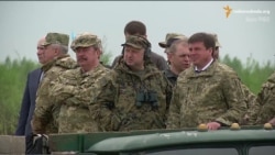 Турчинов випробував витривалість оборонних споруд Турчинов випробував витривалість оборонних споруд