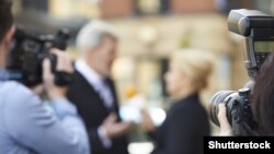 Novinari na terenu (foto ilustracija)