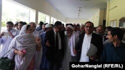 د پښتون ژغورنې غورځنګ غړي