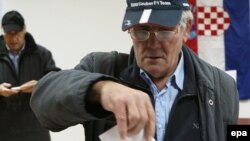 Ono što Hrvatsku treba najviše da zabrinjava jeste mali odziv, ocijenjuju analitičari i novinari