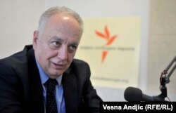 Dusan Tedorović: Ovoj vlasti je važnije da se prave spomenici, jer se to vidi i seku se vrpce, nego da se uvede kanalizacija. Tako je i sa vakcinama.