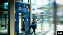 "Postoji napredak, ali prerano je da se govori o detaljima", istakao je Johannes Hahn.