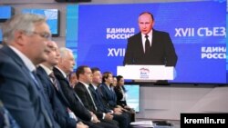 Партии власти не удалось оправиться после повышения пенсионного возраста