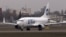 "Боинг 737-500" авиакомпании "ЮТэйр" в международном аэропорту Киева. 2015 год