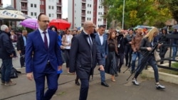 Predstavnici Srpske liste zajedno došli na biračko mesto Predstavnici Srpske liste zajedno došli na biračko mesto