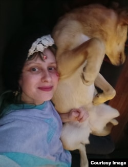 Нау и Жучка