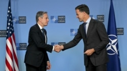 Заспокоїти Європу чи підготувати до найгіршого? Держсекретар США з екстреним візитом у Брюсселі (відео) Заспокоїти Європу чи підготувати до найгіршого? Держсекретар США з екстреним візитом у Брюсселі (відео)