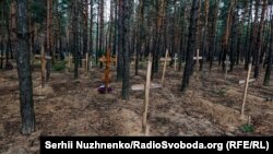 Під Ізюмом після деокупації знайшли масові поховання людей та солдатів ЗСУ, 15 вересня 2022 року