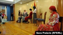 Predstava Centra za romske inicijative iz Nikšića u Skupštini Crne Gore