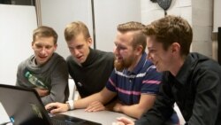 Simulator koji pretvara ruske gejmere u interventne policajce Simulator koji pretvara ruske gejmere u interventne policajce