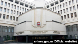 Будинок, де засідають депутати російського парламенту Криму, Сімферополь, архівне фото