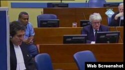 Radovan Karadžić u sudnici Haškog tribunala, 19. siječanj 2011.