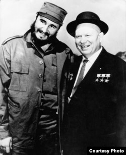 ფიდელ კასტრო და ნიკიტა ხრუშჩოვი