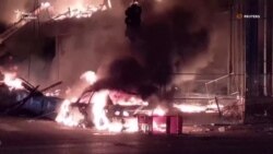 Пожежі спалахнули в Міннеаполісі після розгрому магазинів і масових заворушень – відео Пожежі спалахнули в Міннеаполісі після розгрому магазинів і масових заворушень – відео