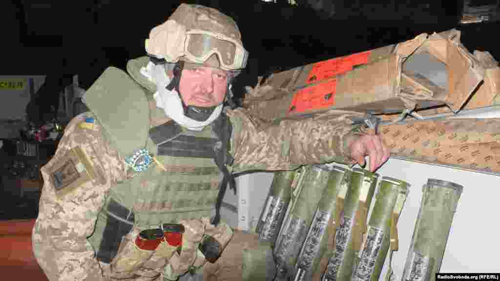 Підготовлений до бою запас гранатометів всередині «нового» терміналу