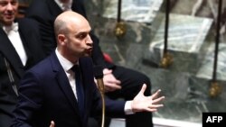 Жан-Ноэль Барро во время выступления на сессии Национальной ассамблеи Франции 1 апреля 2025 года