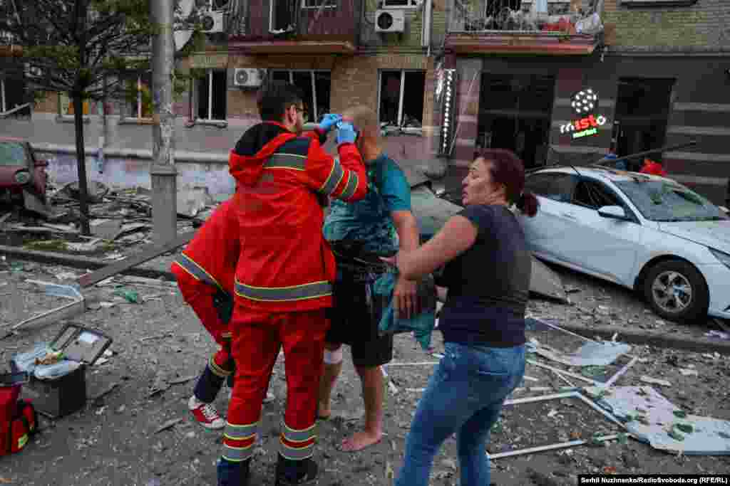 Даҳҳо нафар маҷрӯҳ шуда, бархе дар ҳолати вазнин дар беморхона ҳастанд. Иддае ҷароҳатҳои сабук бардоштаанд