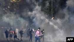 შეტაკებები მომიტინგეებსა და პოლიციას შორის. ბელგრადი. 2025 წლის 16 აგვისტო