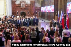 მოსკოვის გამარჯვების მუზეუმში გამოფენის - „მხარდამხარ“ გახსნისას.