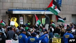 პალესტინელთა მხარდამჭერი აქცია კოლუმბიის უნივერსიტეტის წინ. ნიუ-იორკი, 20 აპრილი, 2024. 