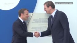 Vučić i Makron obeležili početak radova na aerodromu u Beogradu Vučić i Makron obeležili početak radova na aerodromu u Beogradu