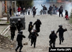 Sukob policije i pristalica Eva Moralesa u Boliviji, novembar 2019.