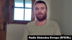 Ljupčo Bojčevski, jedini zatvorenik u Sjevernoj Makedoniji zbog učešća u ruskom ratu protiv Ukrajine, fotografisan u zatvoru Idrizovo