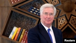 Министр обороны Великобритании Майкл Фэллон