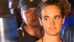 Zbog čega je uhapšena kapetanka broda Sea Watch? Zbog čega je uhapšena kapetanka broda Sea Watch?