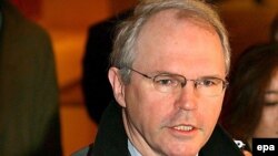 Kristofer Hil kao međunarodni izaslanik za pregovore o nuklearnom programu Severne Koreje, Pekingu, 2007.