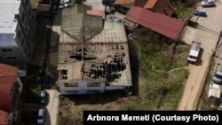 Izgorjeli objekat diskoteke "Puls" u Kočanima, Sjeverna Makedonija, 16. marta 2025.