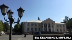 ამბროლაური