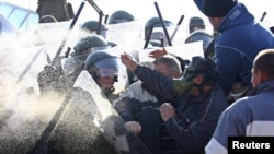 Sukobi KFOR-a i kosovskih Srba, 28. novembar 2011.