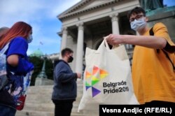 LGBT aktivisti ispred Skupštine Srbije, 23. septembar
