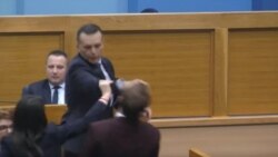 Dragan Lukač udara Draška Stanivukovića