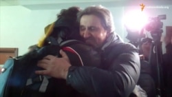 У Дніпропетровську зустріли поранених бійців, які пройшли реабілітацію в Литві У Дніпропетровську зустріли поранених бійців, які пройшли реабілітацію в Литві