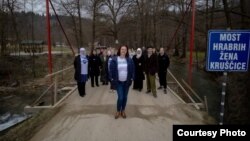 Ponosna sam, jer iza ovoga stoji armija ljudi i jedna pozitivna priča. Za sve nas ovo je poticaj da nastavimo zajedničku borbu za bolju Kruščicu, kaže ovogodišnja evropska dobitnica Goldmanove nagrade za okoliš Maida Bilal iz Kruščice kod Viteza