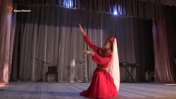 Возле админграницы с Крымом отмечают Курбан-байрам (видео) Возле админграницы с Крымом отмечают Курбан-байрам (видео)