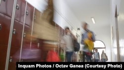 Đaci u školi, ilustartivna fotografija