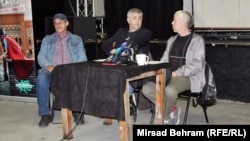 Članovi udruženja Naše društvo: Nijaz Hodžić, Marin Bago i Husein Oručević