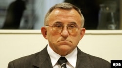Vladimir Lazarević u sudnici Tribunala u Hagu, 2005.