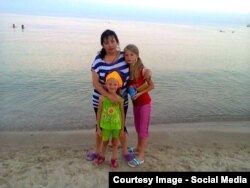 Вікторія Бутенко із дочками